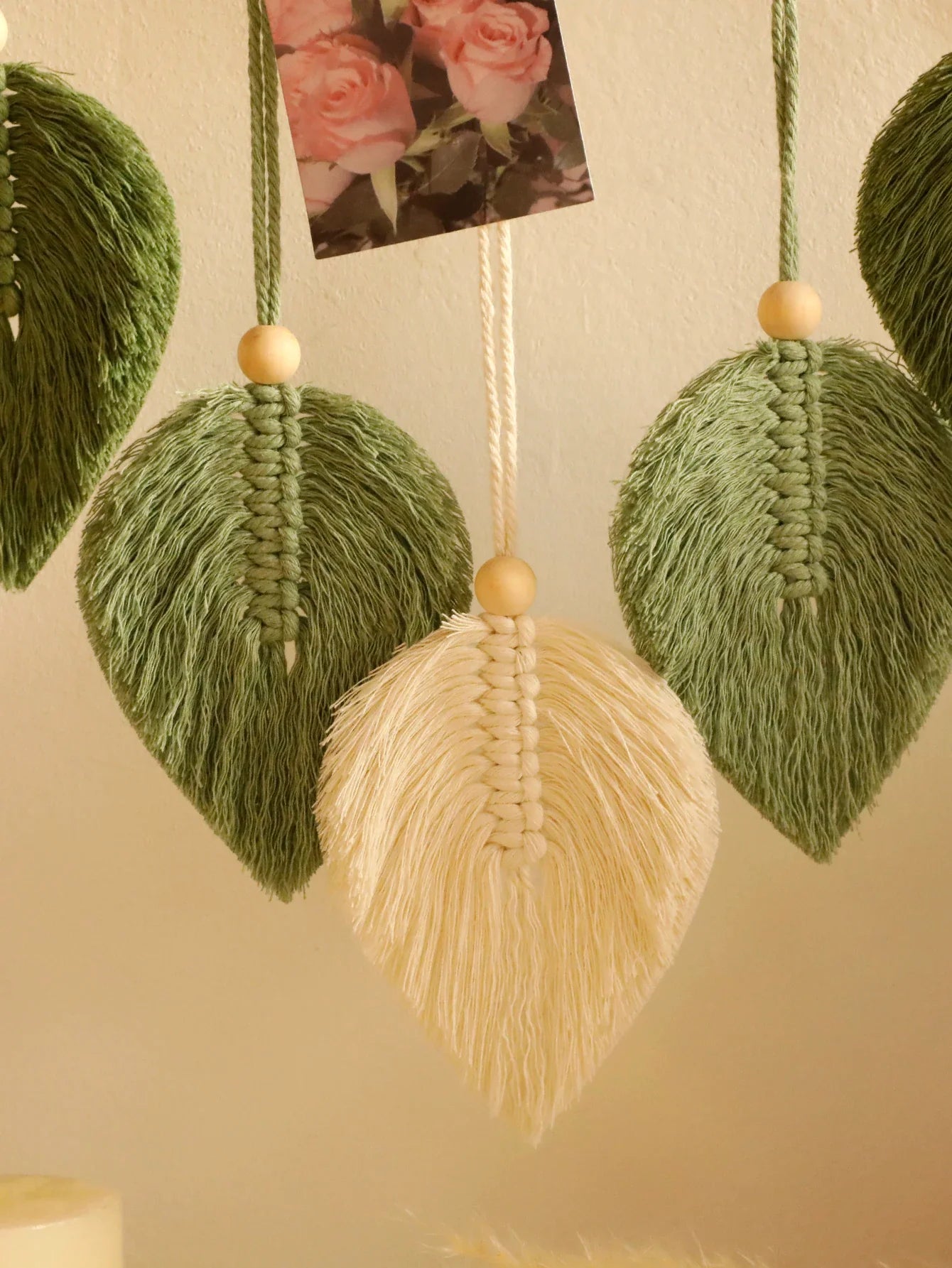 Leaf Macrame Floating Shelf Tapestry Art Hand Boho Home Decoration Wall Hanging Shelf for Bedroom Wall Decor Display Stand Gift